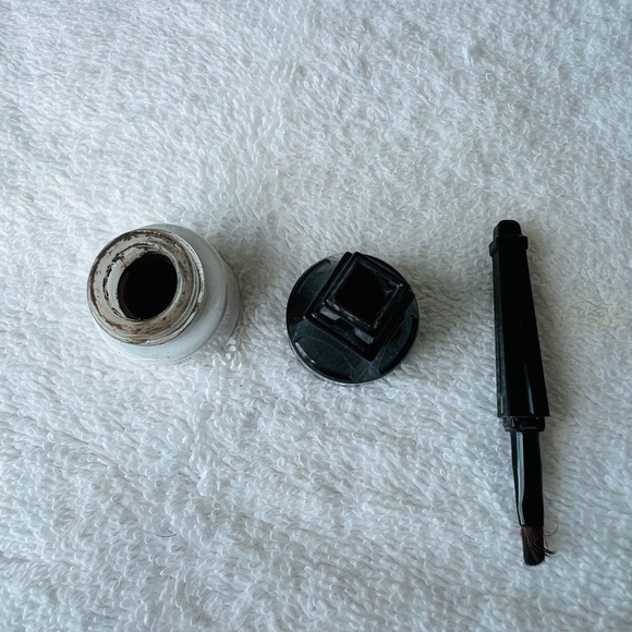Make Up, Eye Brow & Gua Sha Stone Roller Bundle! - Picture 4 of 15